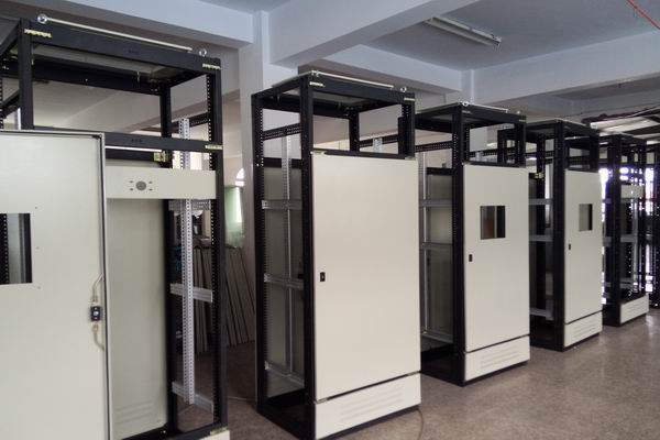 巩留控制箱-控制箱的合理布置方法